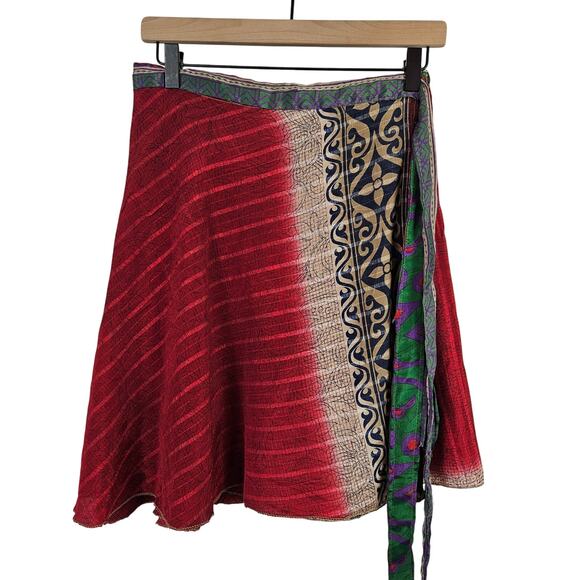 Darn Good Yarn Sari Wrap Skirt Mini Length (Fits Sizes 8-20) Red Tan Multi - Picture 1 of 8